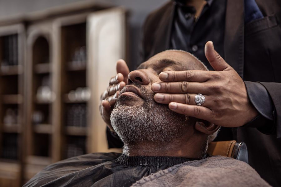 handsome-black-man-in-a-luxury-barber-shop